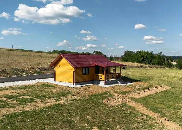 בית נופש Brvnara Stanicic *